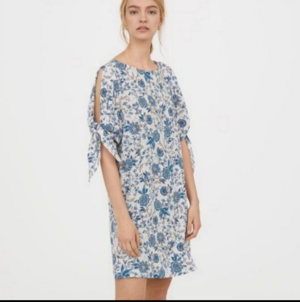 NWT H&M Summer Floral dress tie sleeve